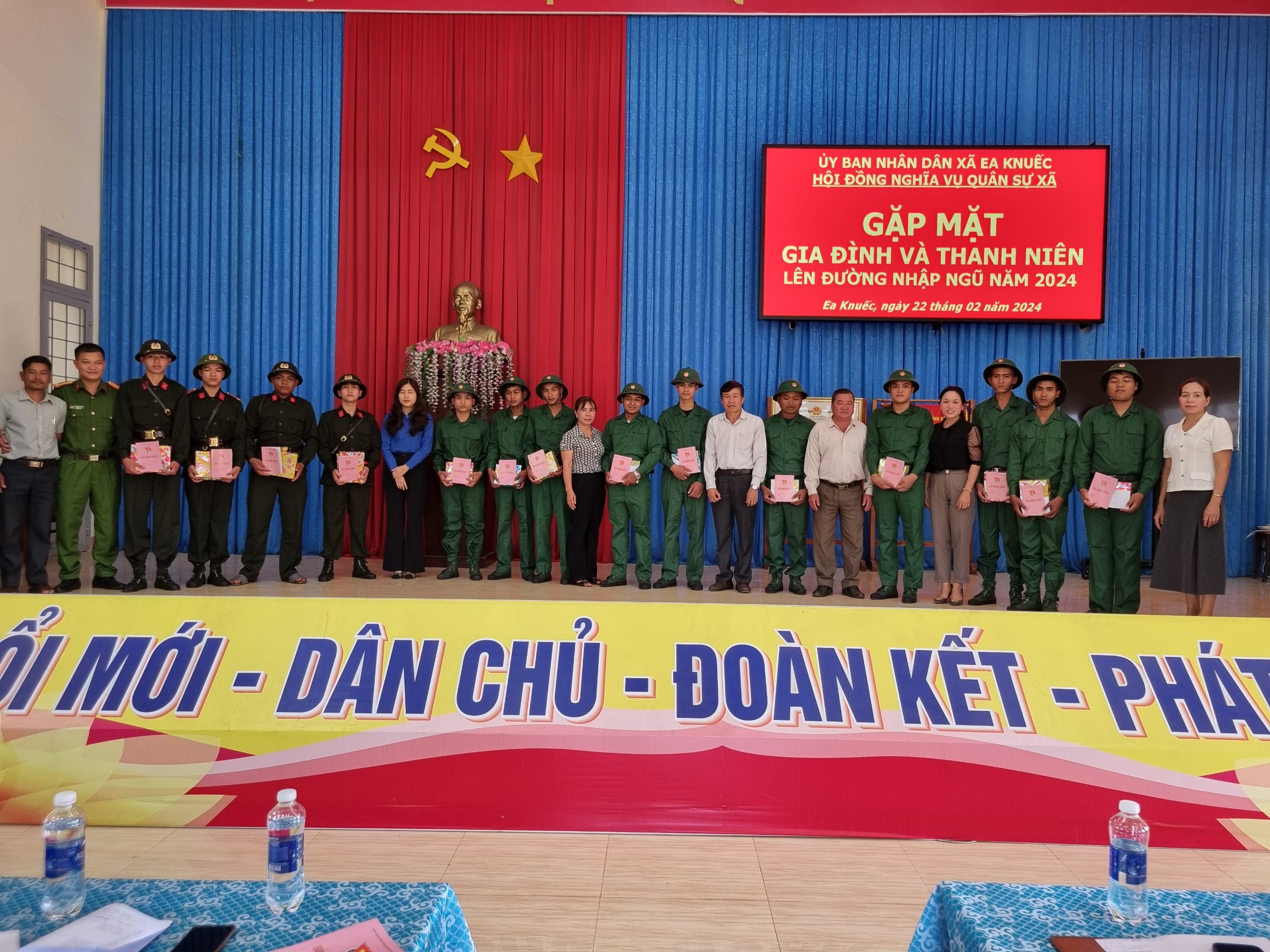 Gặp mặt 6